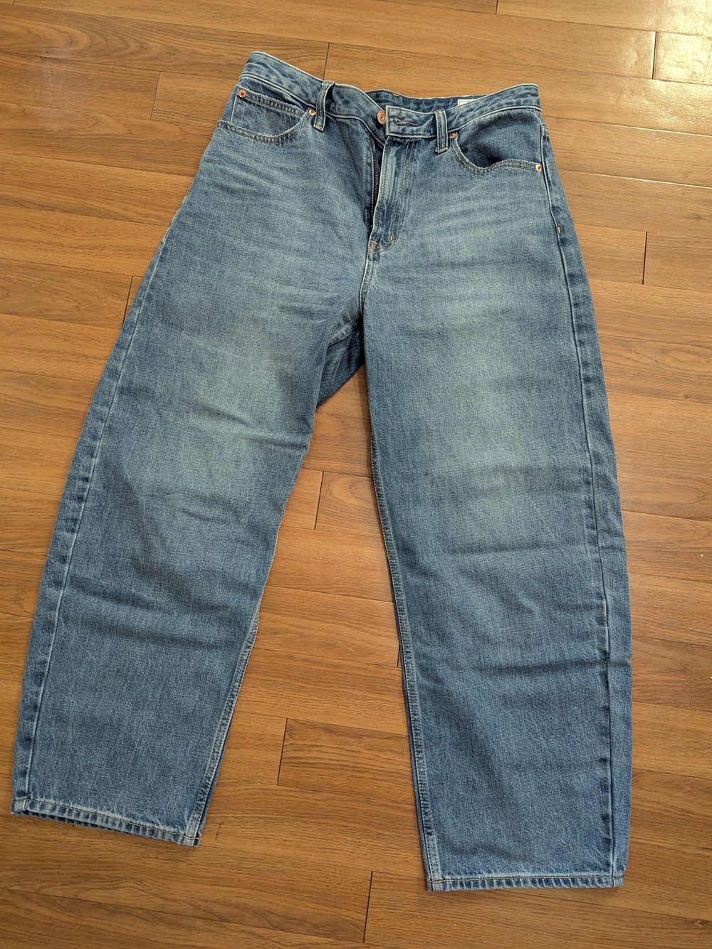 GAP Women's Barrel High Rise